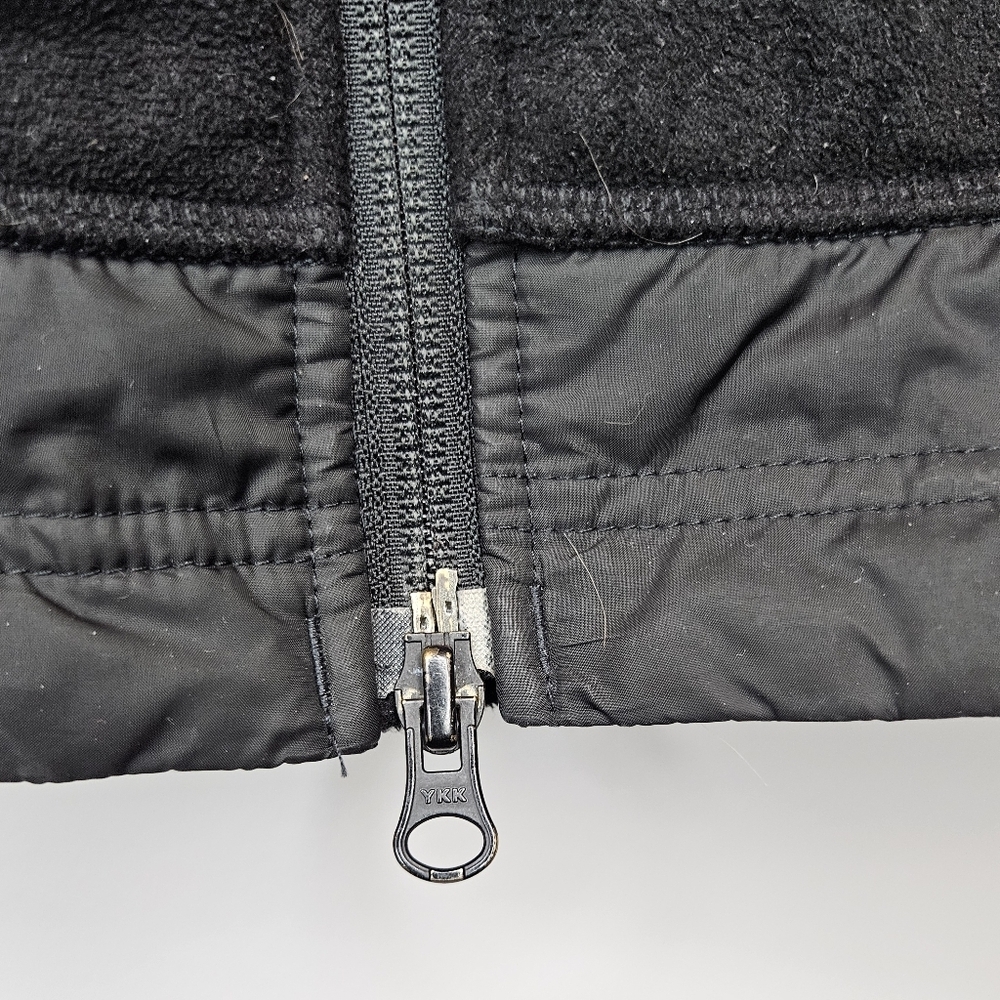 Lululemon Men's Full Zip-Up Fleece. Measurements in pictures - Picture 5 of 15